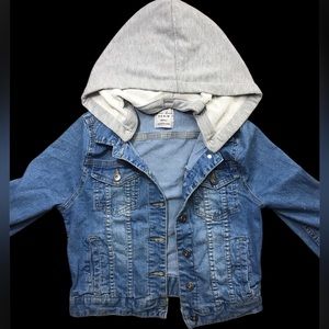 Jean jacket with hoodie